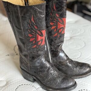 Black and Red Leather Heeled Women's Boots - Classic Western Style